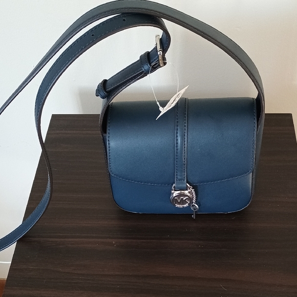 Michael Kors Lyra Crossbody Bag NWT - Picture 1 of 2